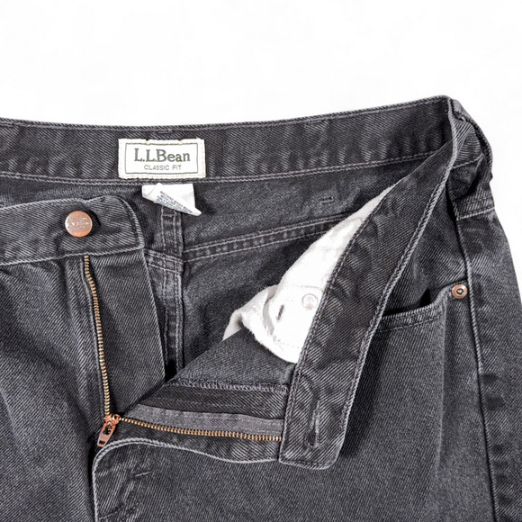 LL Bean Jeans Mens 34x30 Black Classic Fit Denim Outdoor Cotton Gorpcore Y2K - Picture 4 of 9